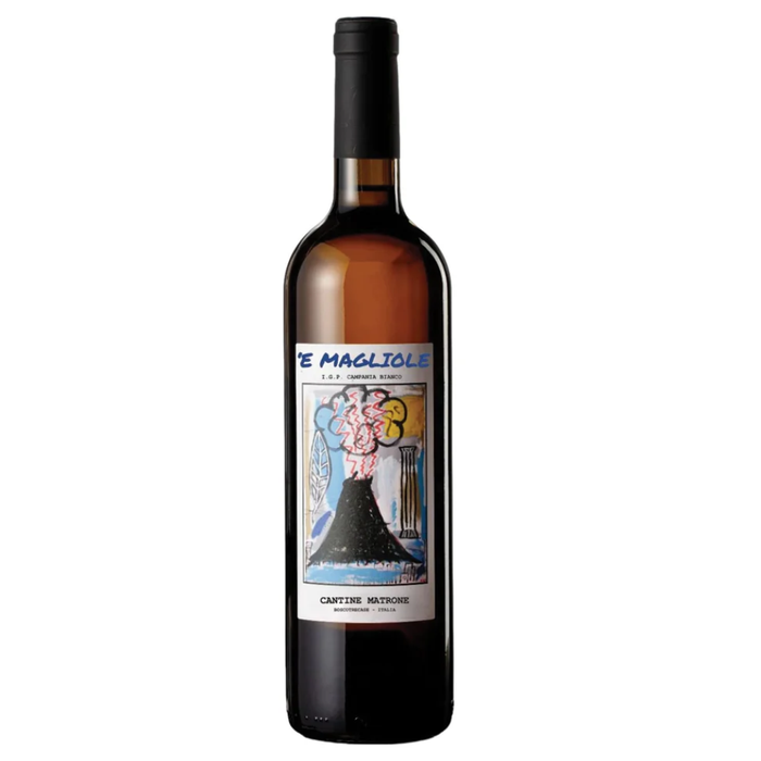 2022 white wine bottle with Magliole label by Cantine Matrone