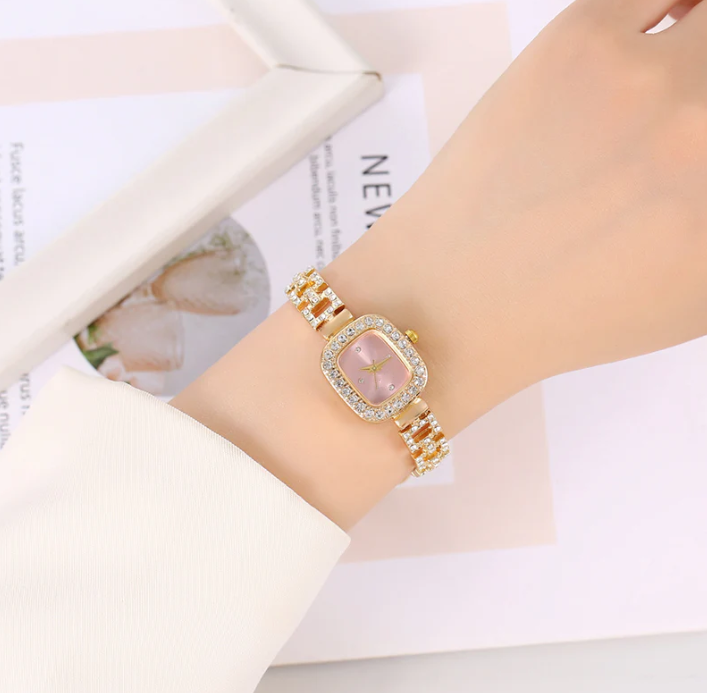 ‚ú®‚ù§Ô∏èWomen Drawstring Bracelet Watch Square Quartz