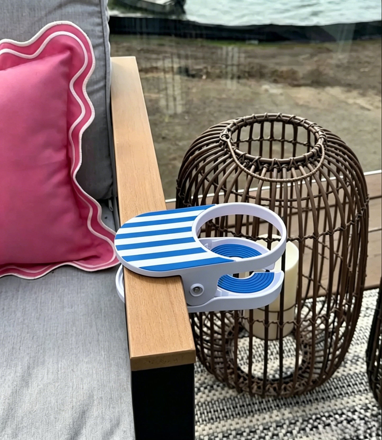 üèñÔ∏èMainstays Clip-On Drink Holder ‚Äì Secure Your Beverage Anywhere!üçæ
