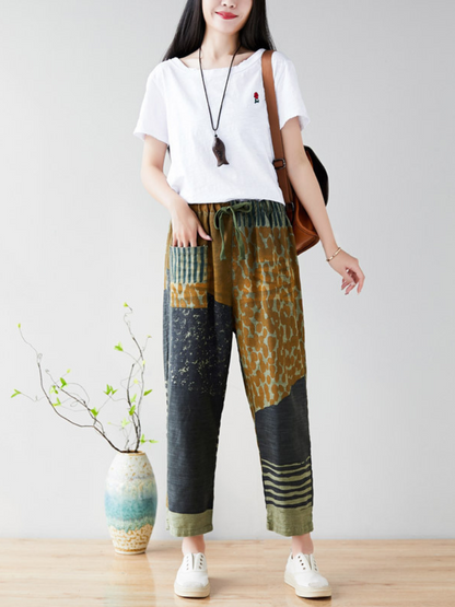 Women's Stylish& Elegant  Look with Mid-rise Waist Bottom