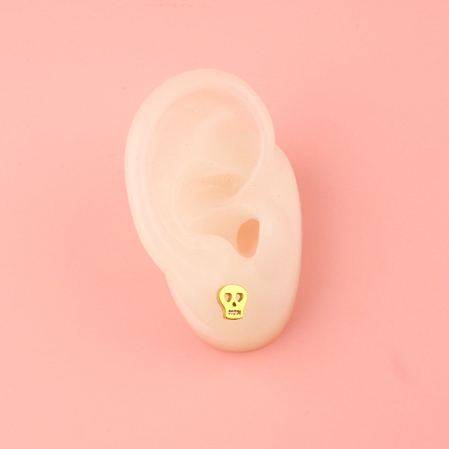 Skull Stud Earrings (Gold Plated)