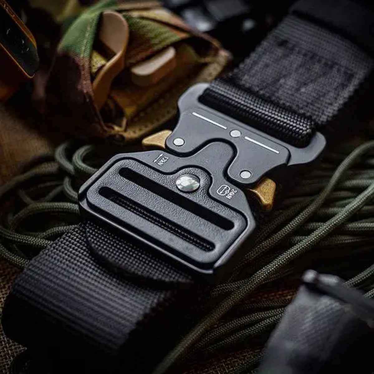 Men's Tactical Nylon Belt – Quick Release, Hole-Less Adjustable, Black