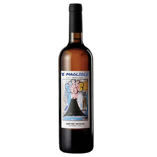 2022 white wine bottle with Magliole label by Cantine Matrone