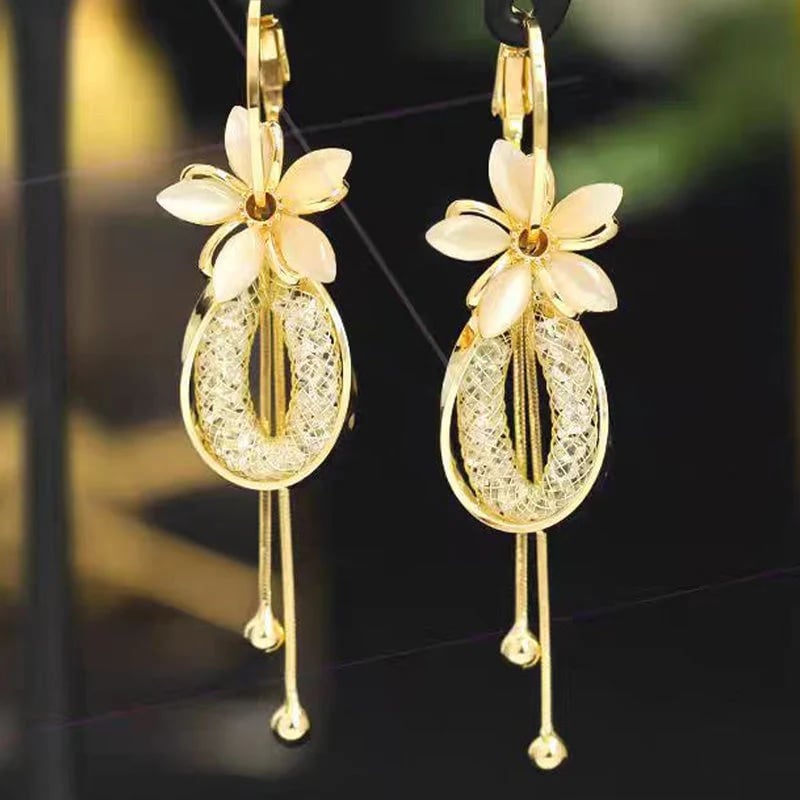 ‚ú®üå∏Elegant Flower Tassel Dangle Earrings