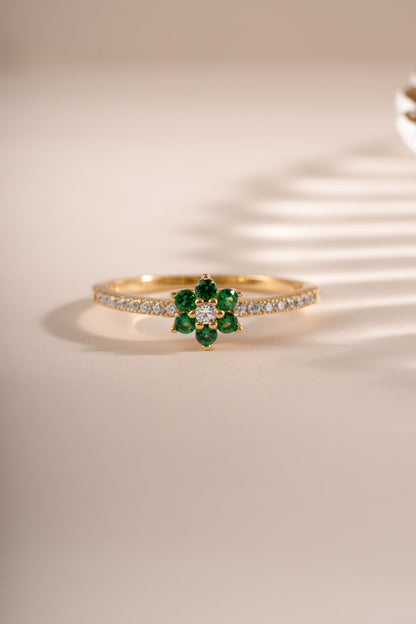 Emerald Flower Ring