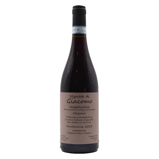 Luciano Arduini Vigneto di Giacomo Valpolicella Classico 2023 wine bottle, dark glass