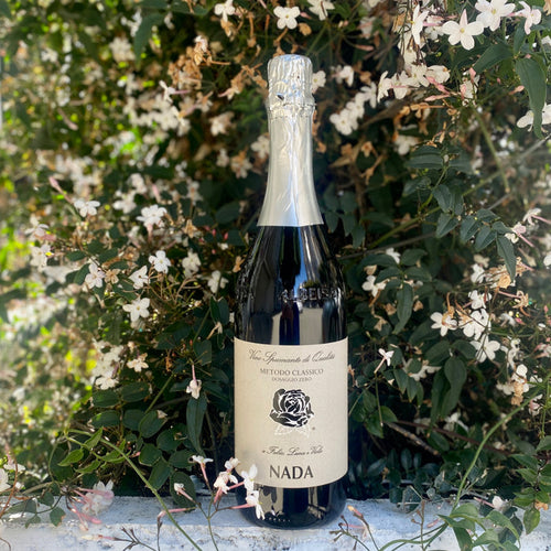 Nada Metodo Classico Rosato sparkling wine bottle with silver foil