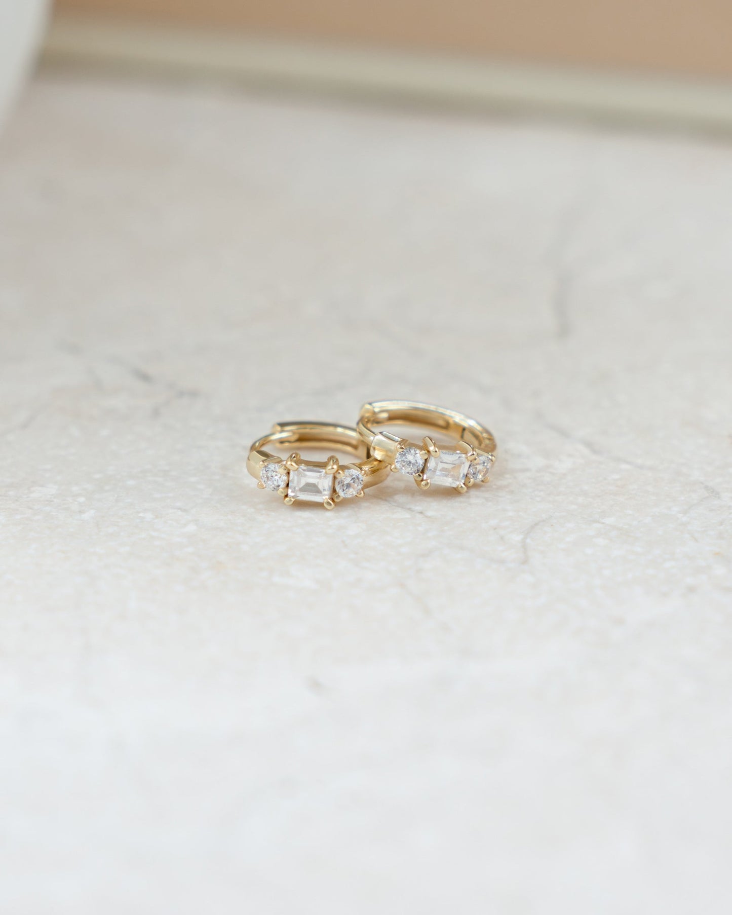 Kai Huggie Hoops