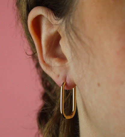 Small Oval Hoop Earring (Gold Plated)