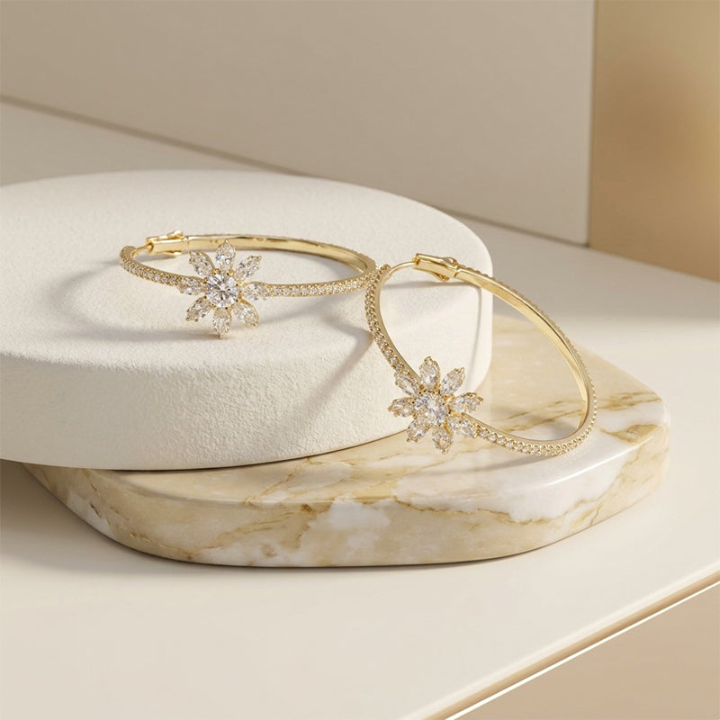 ‚ùÑÔ∏èElegant Snowflake Zircon Hoop Earrings ‚ú®