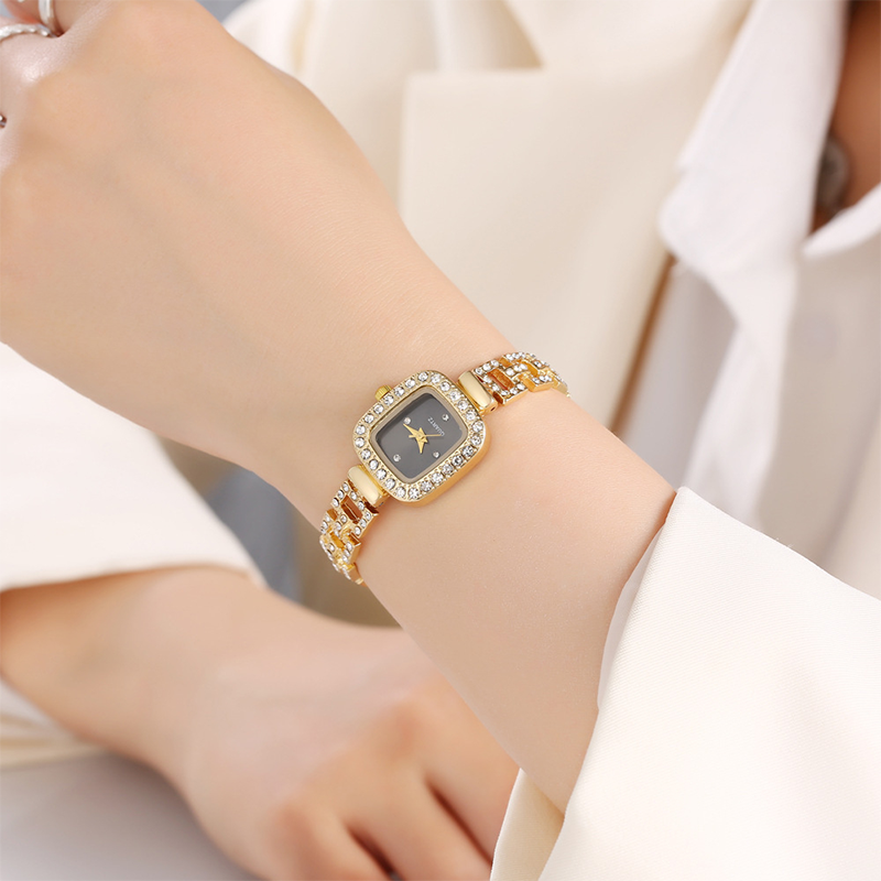 ‚ú®‚ù§Ô∏èWomen Drawstring Bracelet Watch Square Quartz