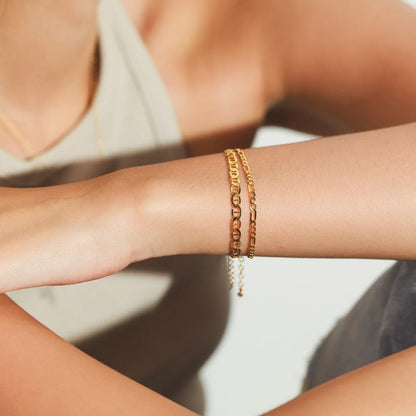 Petite Figaro Chain Bracelet