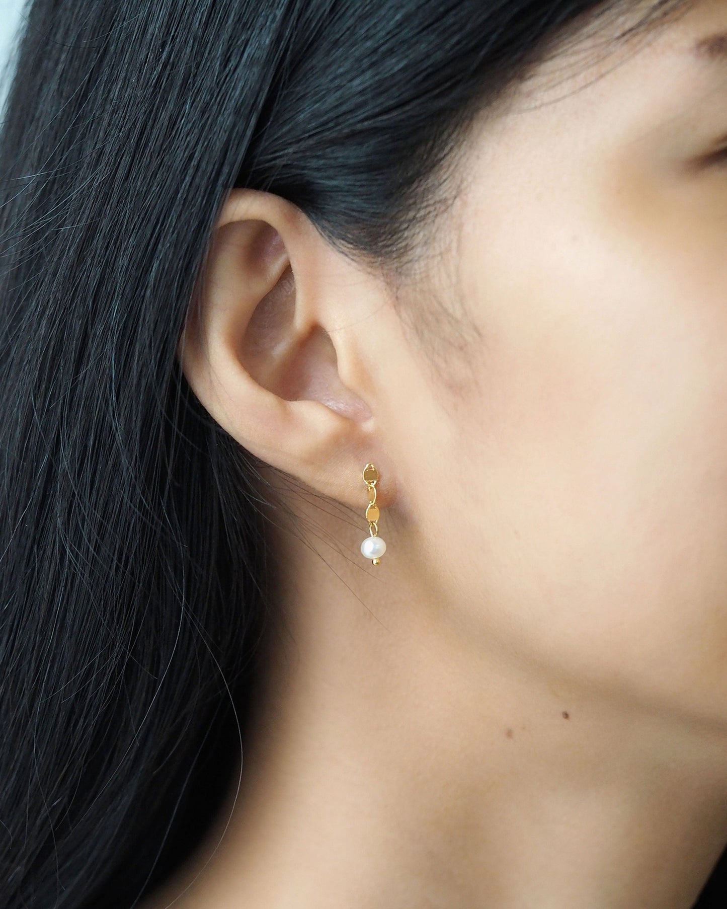 Delicate Chain Linear Earring With Freshwater Pearl Accents