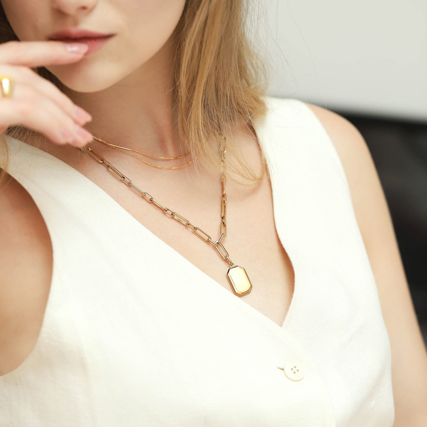 Paperclip Chain with Tag Pendant