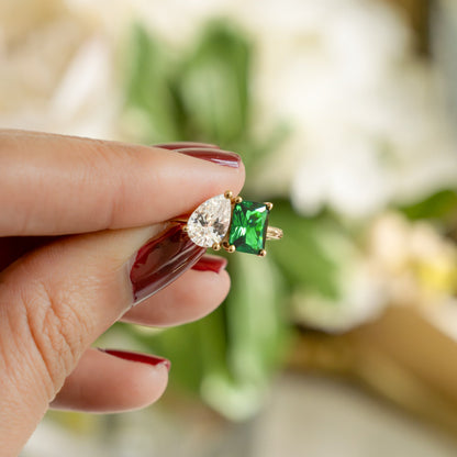 Toi et Moi Emerald Ring